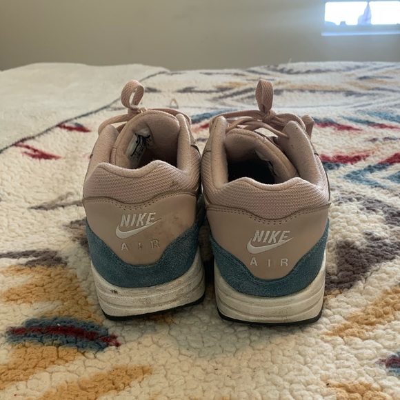 Nike Air Max - Picture 4 of 7